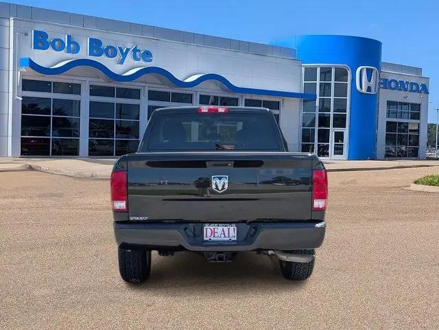 2018 Ram 1500 Express Crew Cab 4x2 57 Box