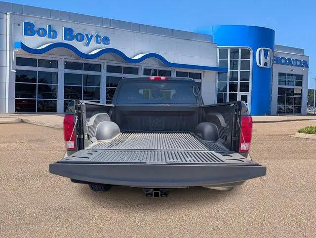 2018 Ram 1500 Express Crew Cab 4x2 57 Box