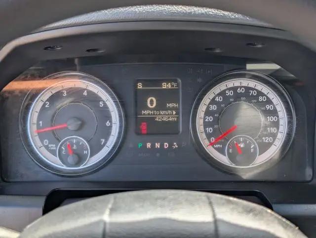 2018 Ram 1500 Express Crew Cab 4x2 57 Box