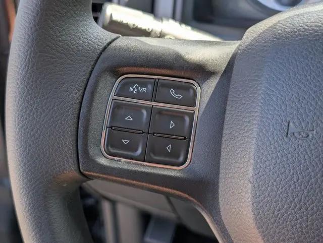2018 Ram 1500 Express Crew Cab 4x2 57 Box