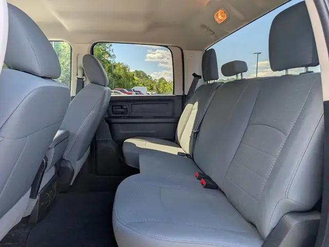2018 Ram 1500 Express Crew Cab 4x2 57 Box