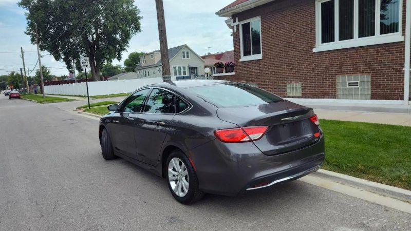2015 Chrysler 200 Limited