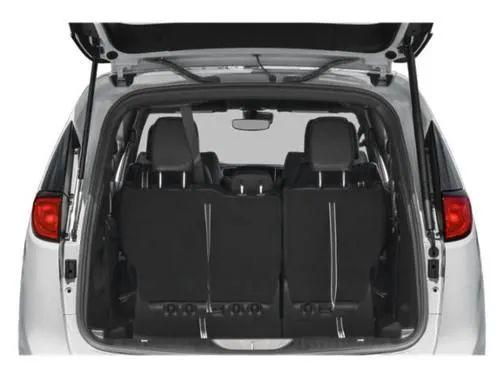 2025 Chrysler Voyager LX