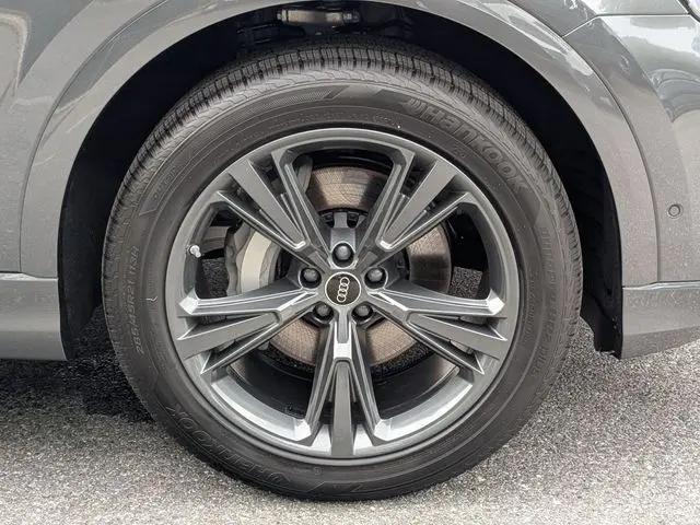 2027 Audi Q8 Premium 55 TFSI quattro Tiptronic