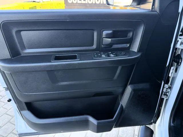 2017 Ram 1500 Express Quad Cab 4x2 64 Box
