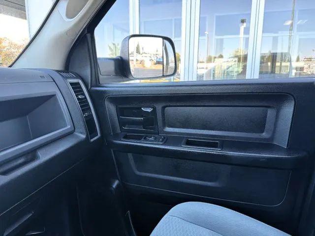 2017 Ram 1500 Express Quad Cab 4x2 64 Box