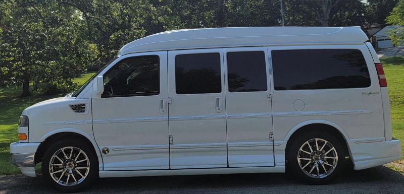 2014 GMC Savana Upfitter