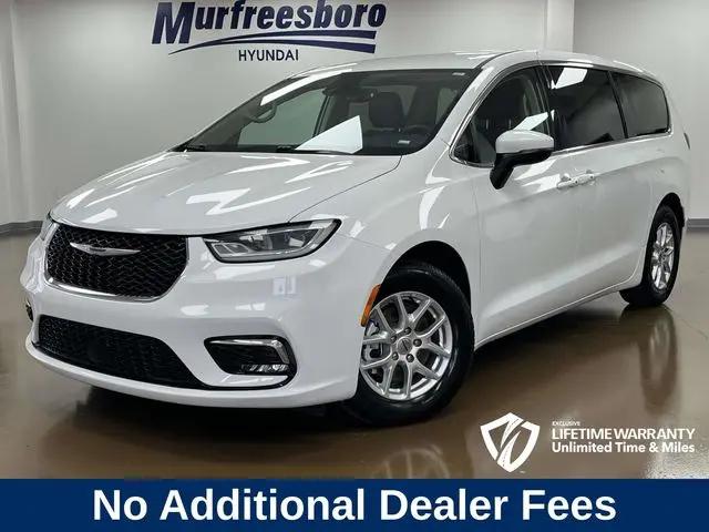 2023 Chrysler Pacifica Touring L for sale in Murfreesboro, TN