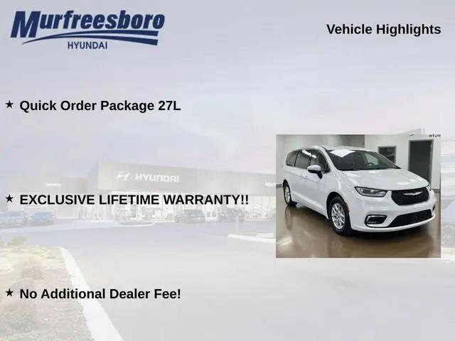 2023 Chrysler Pacifica Touring L