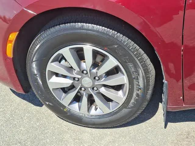 2019 Chrysler Pacifica Touring L Plus