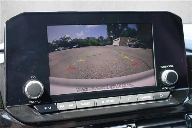 2025 Nissan Pathfinder SV 4WD