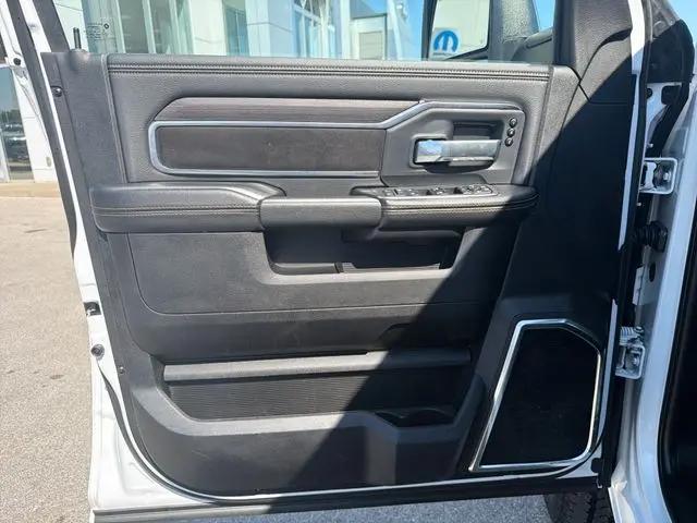 2026 Ram 2500 Laramie Crew Cab 4x4 64 Box