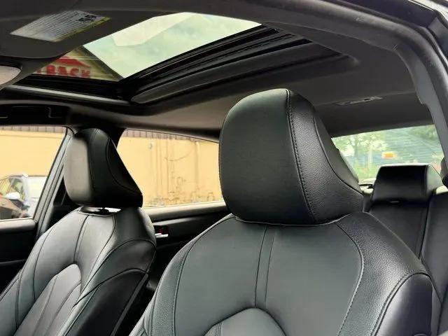 2021 Toyota Avalon XLE Hybrid
