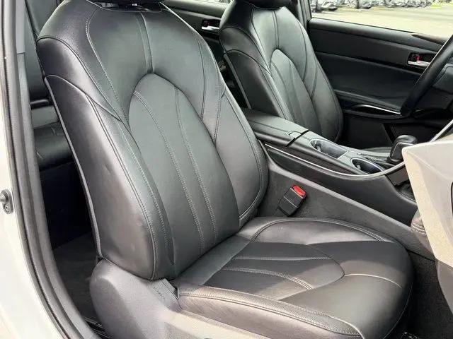 2021 Toyota Avalon XLE Hybrid