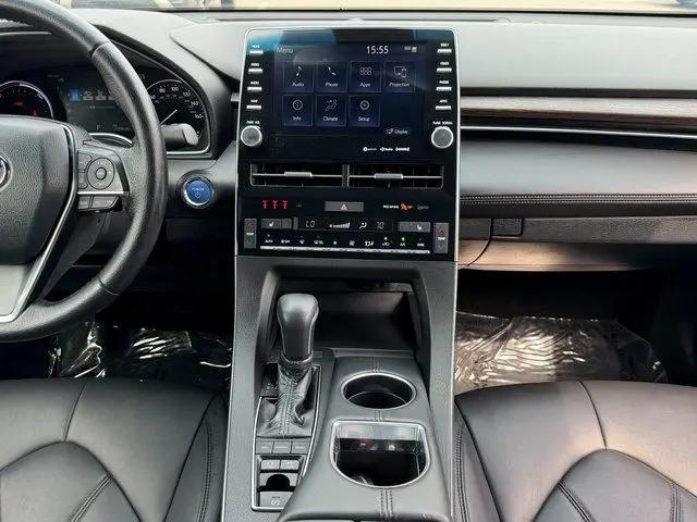 2021 Toyota Avalon XLE Hybrid
