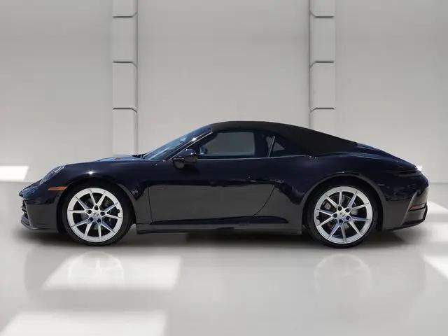 2025 Porsche 911 Carrera Cabriolet