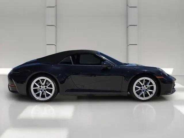 2025 Porsche 911 Carrera Cabriolet