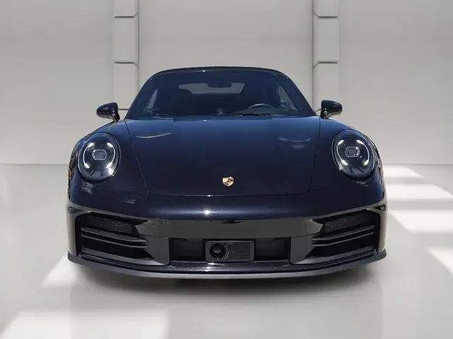 2025 Porsche 911 Carrera Cabriolet
