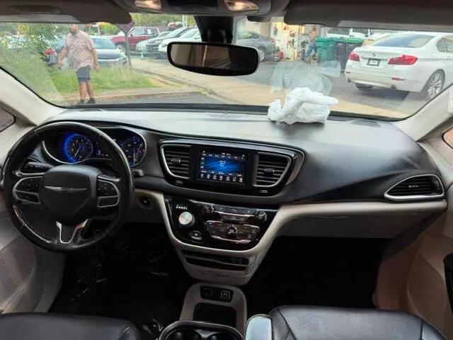 2020 Chrysler Pacifica Touring L