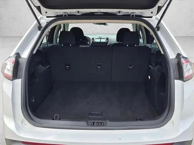 2018 Ford Edge SE