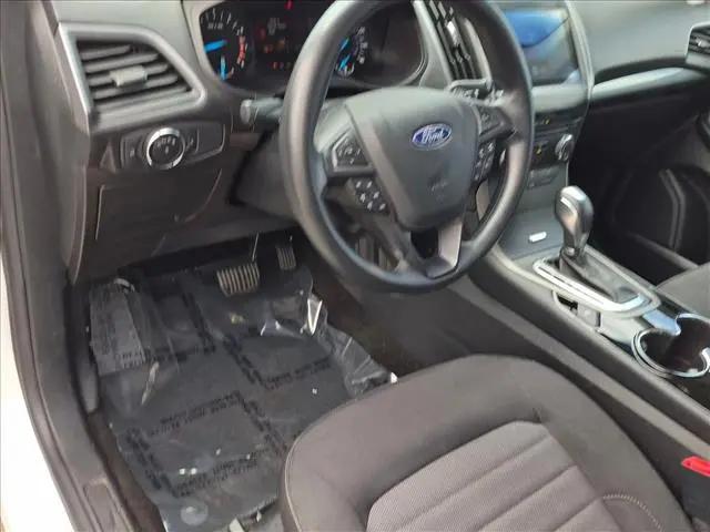 2018 Ford Edge SE