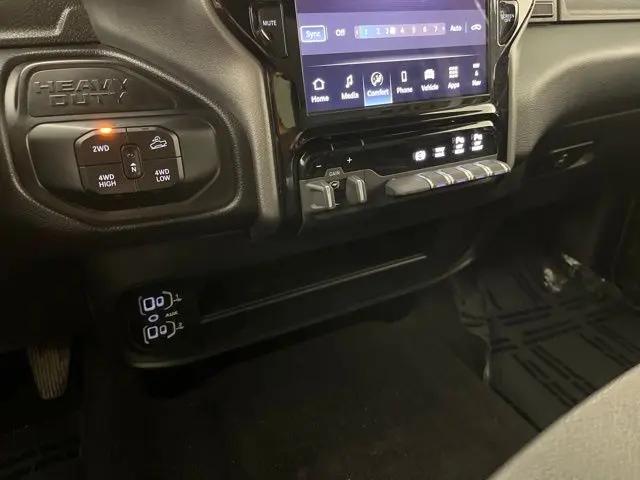 2025 Ram 2500 Big Horn Crew Cab 4x4 64 Box
