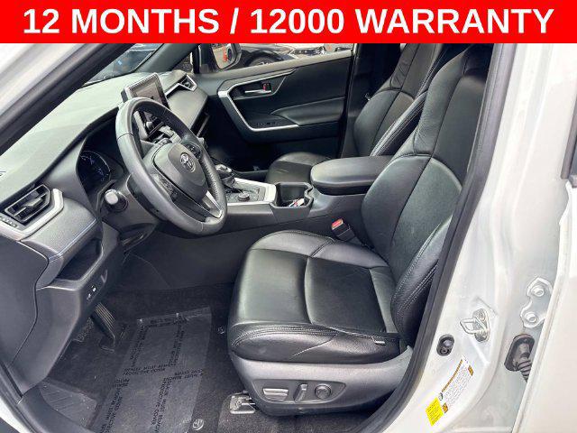 2024 Toyota RAV4 SE - Photo 14
