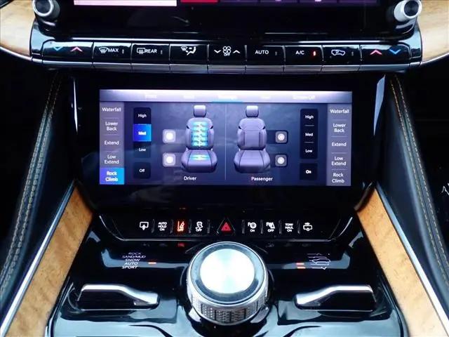 2022 Jeep Grand Wagoneer Series III 4x4