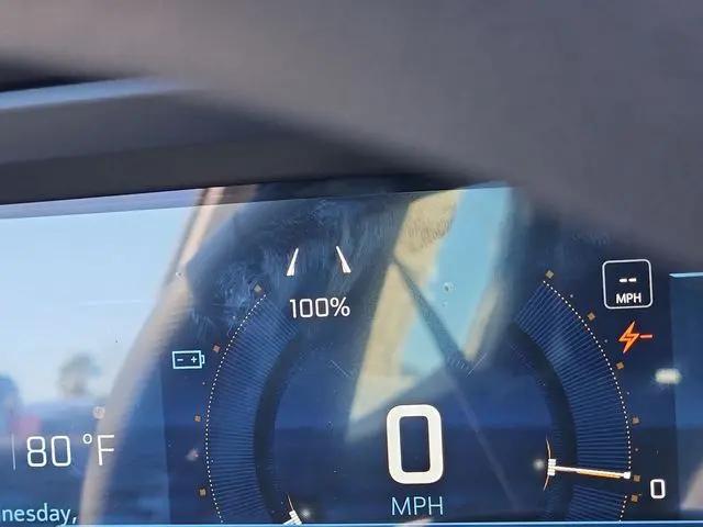 2027 Chevrolet Bolt LT FWD