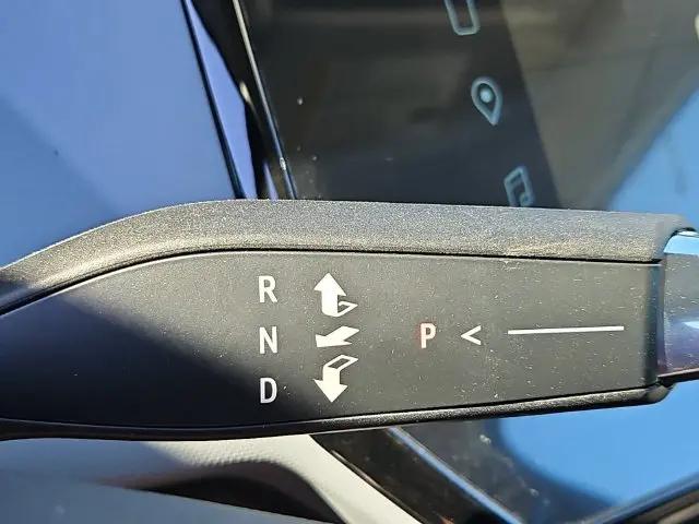 2027 Chevrolet Bolt LT FWD