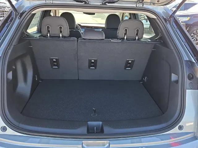 2027 Chevrolet Bolt LT FWD