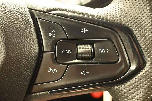 2025 Chevrolet Trax FWD LS