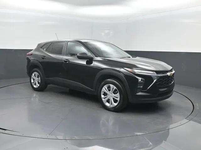 2025 Chevrolet Trax FWD LS