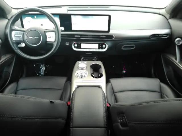 2024 Genesis GV60 Standard RWD