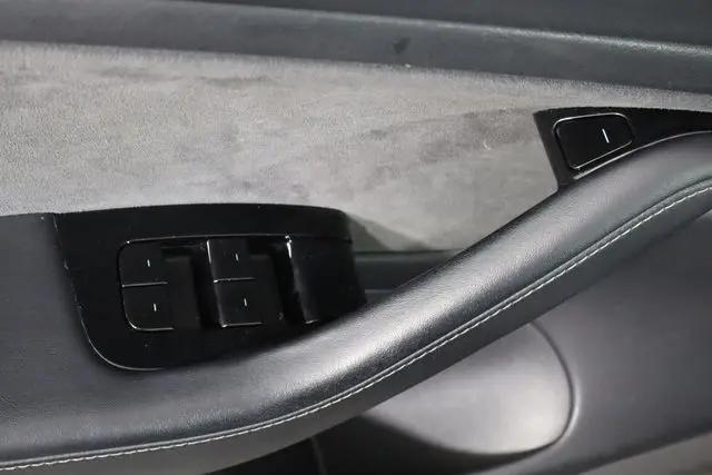 2020 Tesla Model 3 Long Range Dual Motor All-Wheel Drive