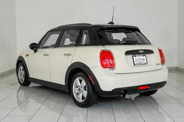2016 MINI Hardtop Cooper