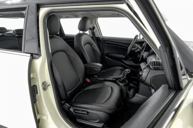 2016 MINI Hardtop Cooper