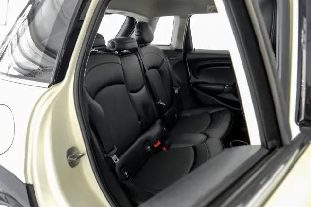 2016 MINI Hardtop Cooper
