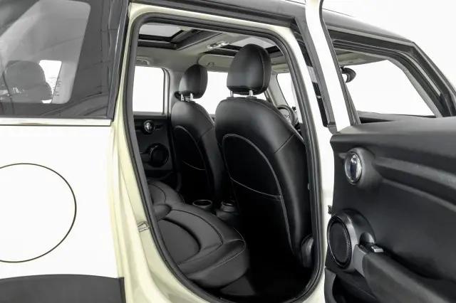 2016 MINI Hardtop Cooper