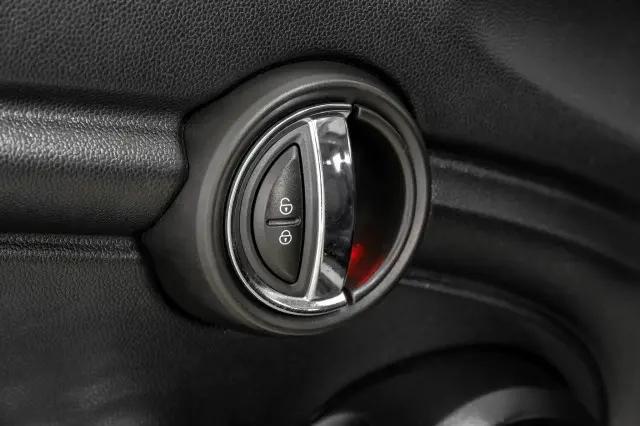 2016 MINI Hardtop Cooper