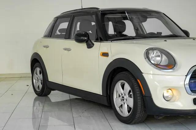 2016 MINI Hardtop Cooper