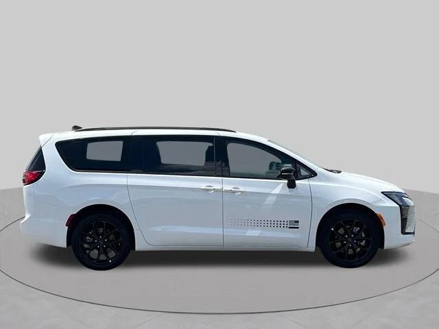 2027 Chrysler Pacifica PACIFICA SELECT AWD 2027 Chrysler Pacifica PACIFICA SELECT AWD