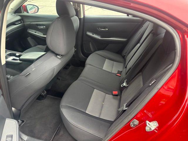 2021 Nissan Sentra SV Xtronic CVT