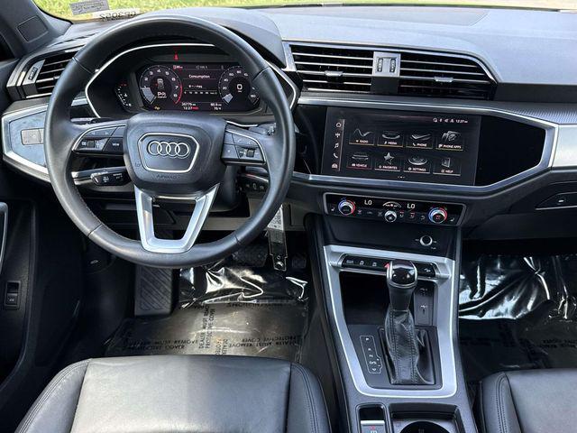 2025 Audi Q3 Premium 45 TFSI S line quattro Tiptronic
