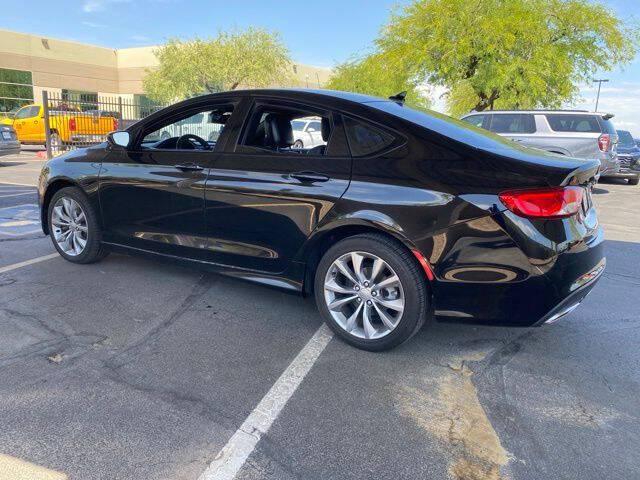 2016 Chrysler 200 S