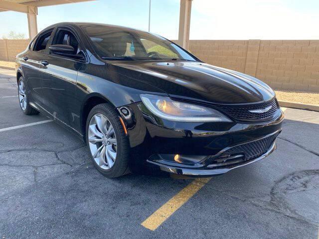 2016 Chrysler 200 S