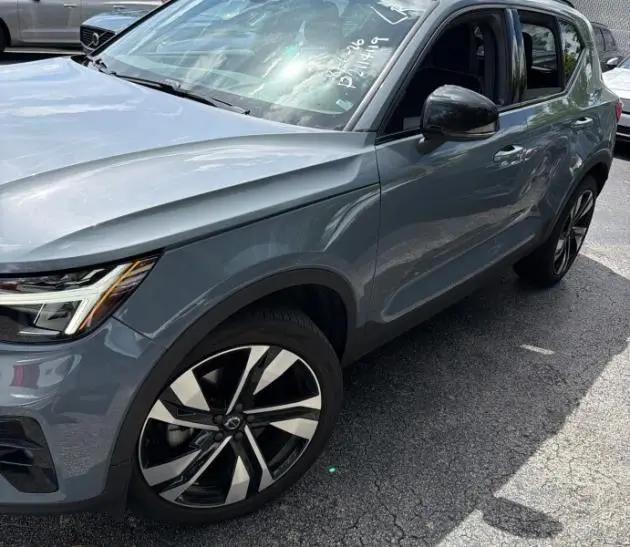 2023 Volvo XC40 B5 Plus Dark Theme for sale in Savannah, GA