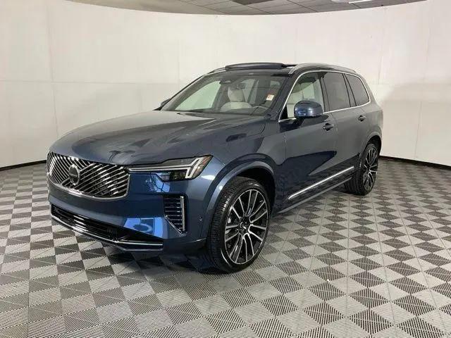 2025 Volvo XC90 B6 Ultra for sale in Fort Wayne, IN