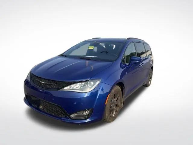 2018 Chrysler Pacifica Touring L Plus for sale in Radcliff, KY