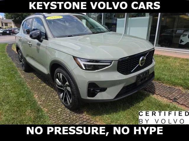 2025 Volvo XC40 B5 Ultra Dark Theme for sale in Berwyn, PA